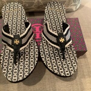 Tory Burch size 5 flip flop